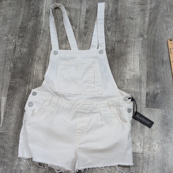 Blank NYC Pants - Blank NYC White Jean Overall Shorts Distressed Hem Size 29